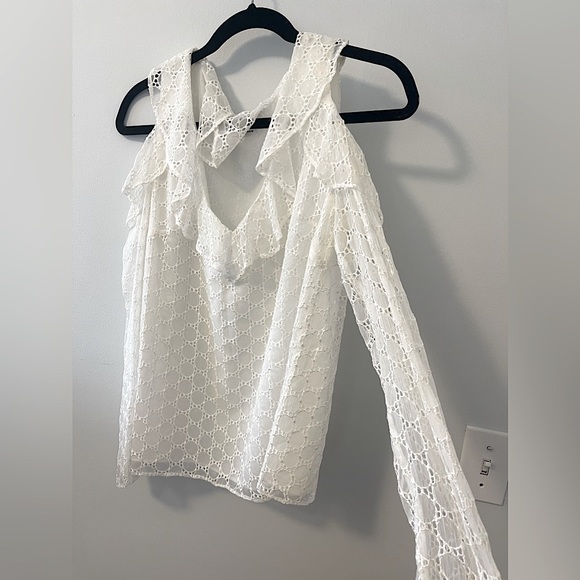 Club Monaco Silk Eyelet Long Sleeve V Neck Ruffle Top in White - M - Picture 4 of 7